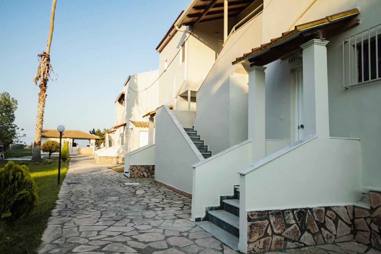 Parakladi Seaside Retreat Melíkia Kültér fotó